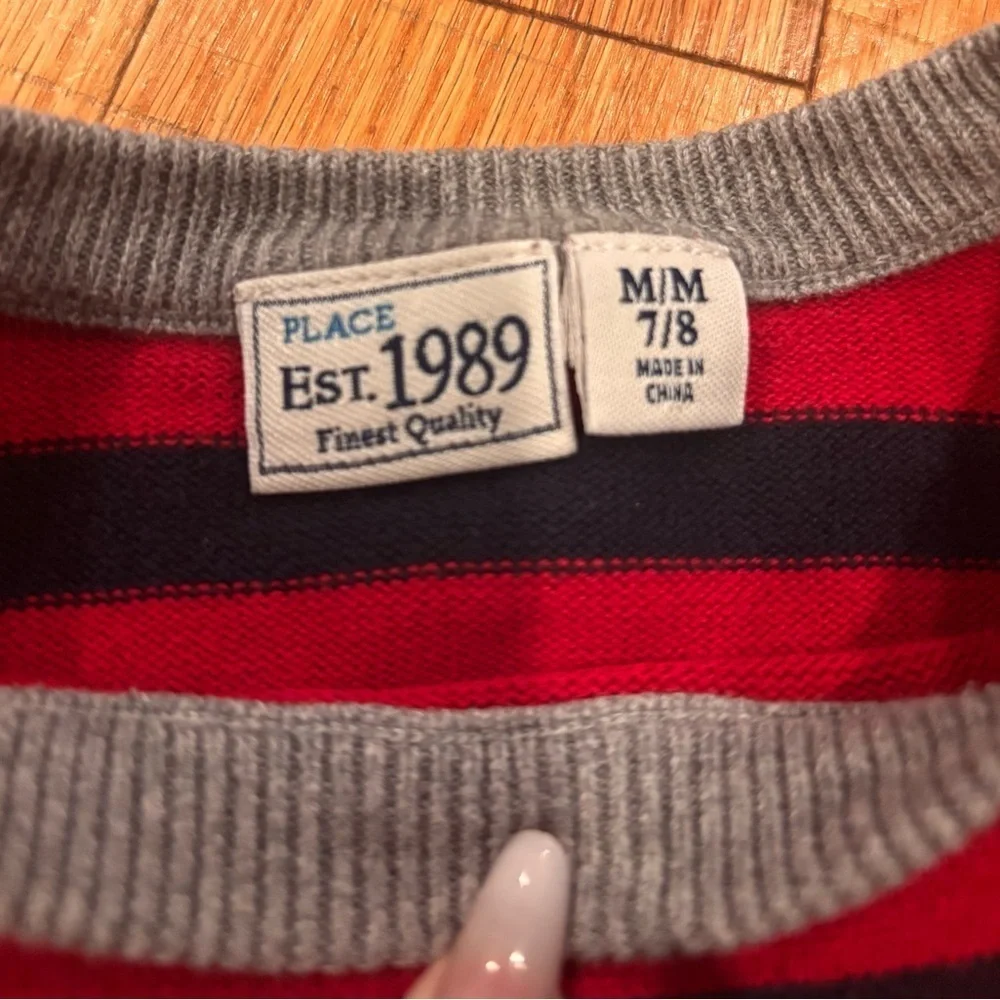 The Children's Place Sweatshirt Youth Boy's Size 7/8 Red/Blue Striped Pullover